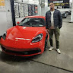 Meet your Posher, Jael